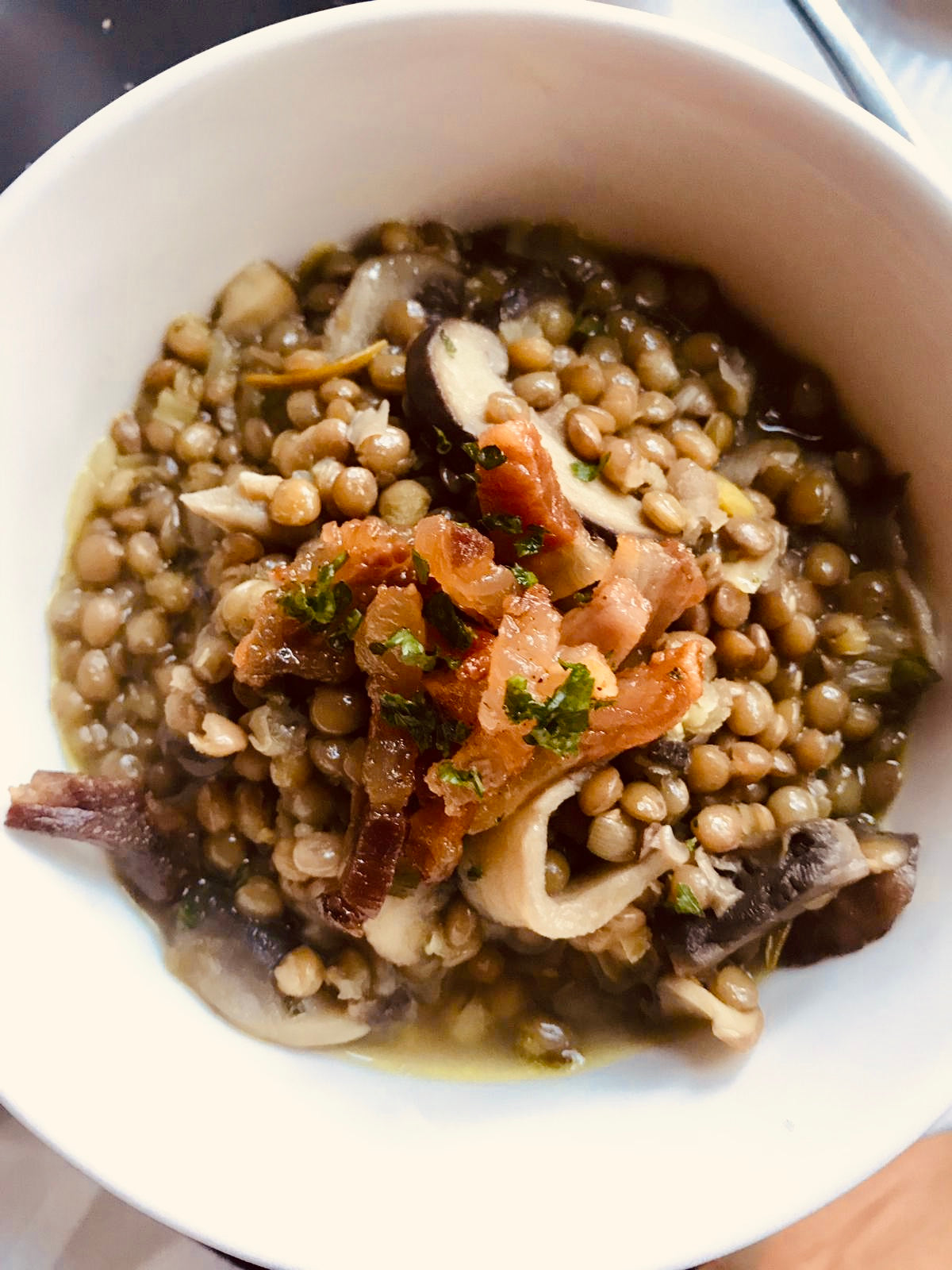 Lentils soup with mushrooms and guanciale