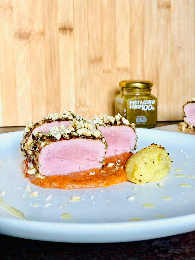 PORK FILET WITH PISTACHIO CREAM AND HAZELNUT CRUST, SERVED WITH TOMATO SAUCE AND POTATO QUENELLE (x2)