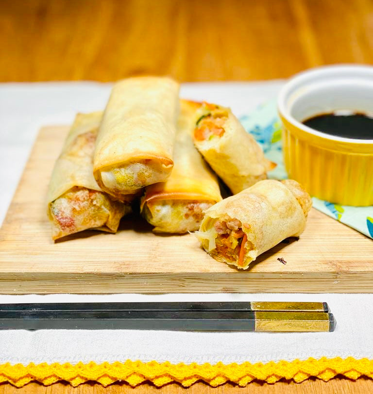 OVEN BAKED SPRING ROLLS WITH SAUTÉED VEGETABLES AND EGGPLANTS